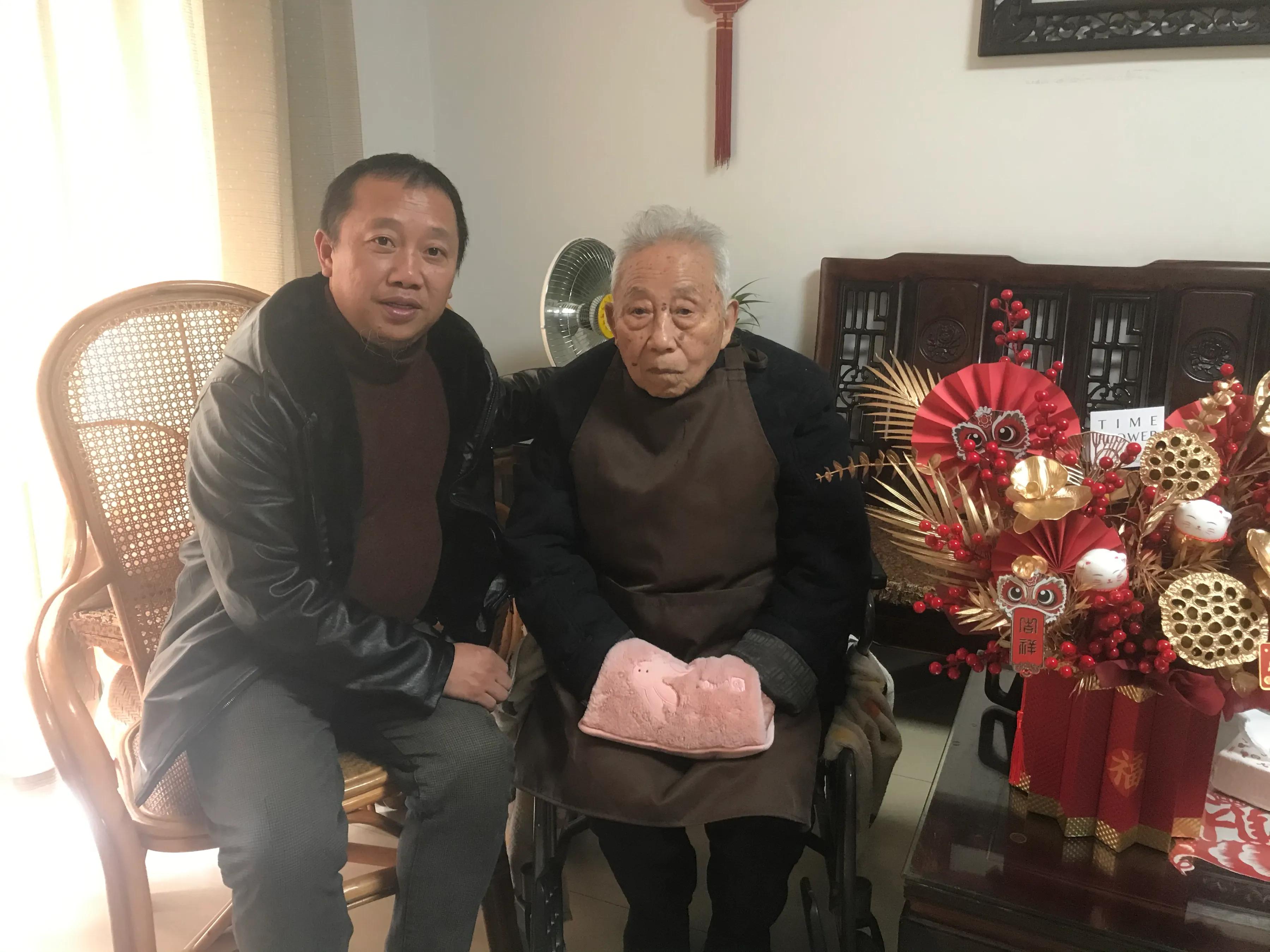 江西省职业技能发展促进会非遗专业委员会一行新年慰问王锡良大师
