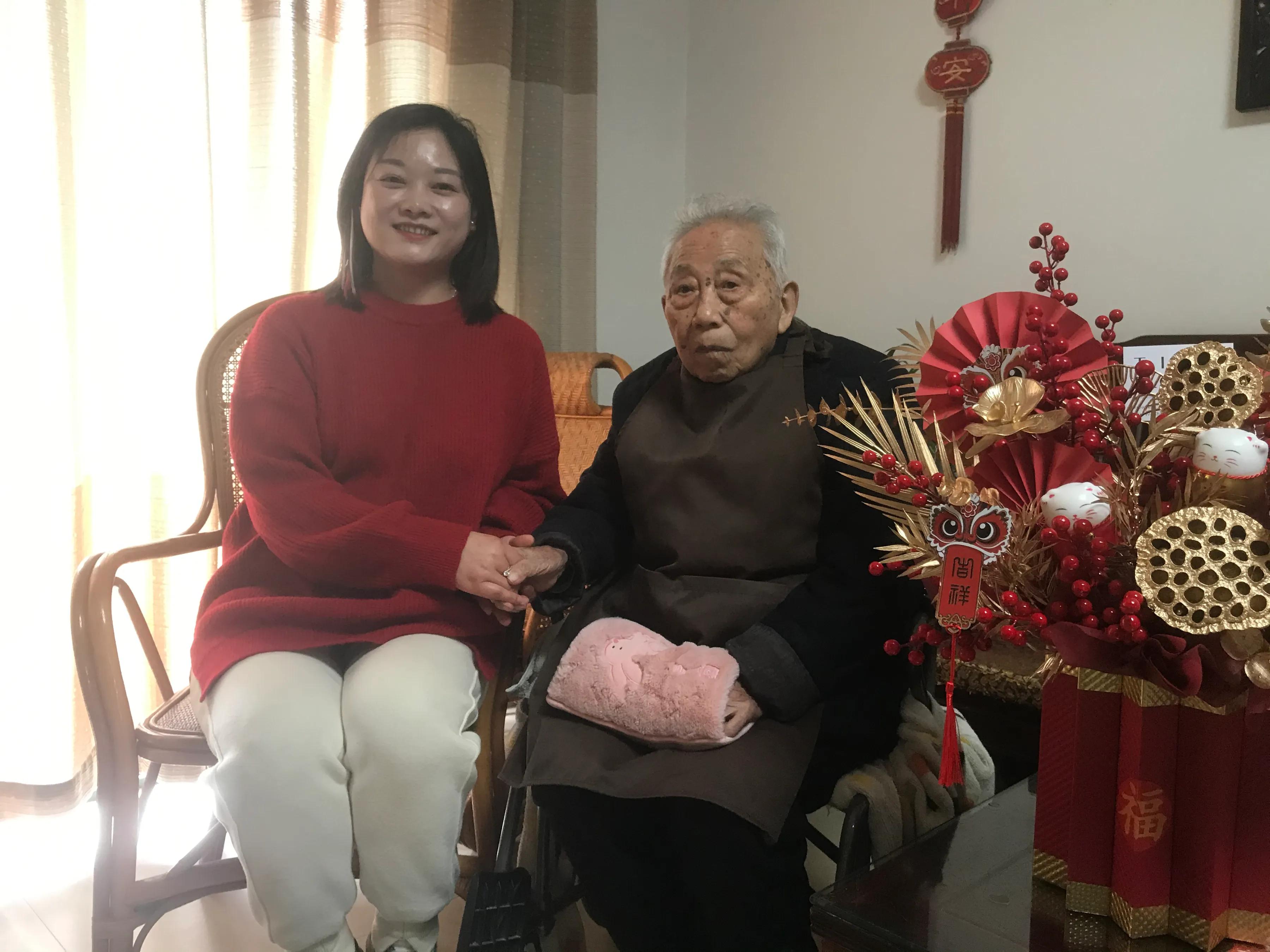 江西省职业技能发展促进会非遗专业委员会一行新年慰问王锡良大师